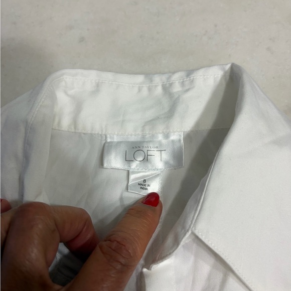 LOFT Crisp White Collared Shirt - Picture 7 of 7